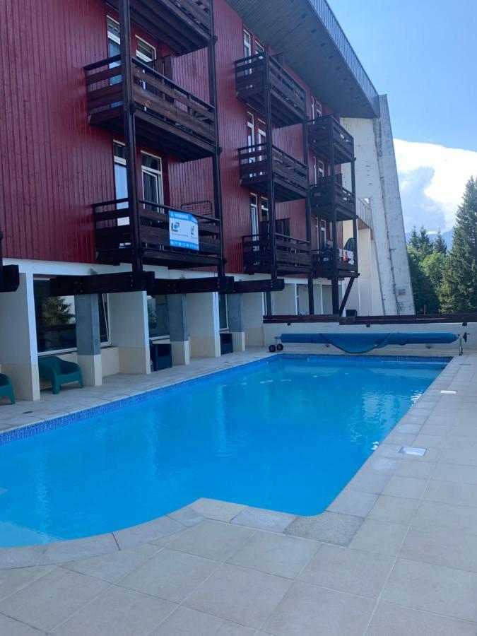 Ski-To-Door Apartment Au Collet D'Allevard Exterior photo